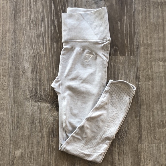 Gymshark Pants - Gymshark vital rise seamless leggings small light grey marl